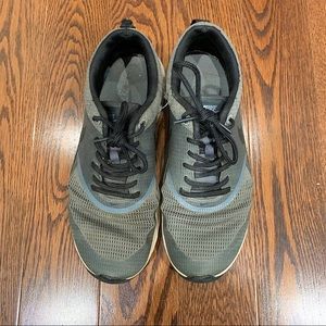 {Nike} Air Max Sneakers, 7.5